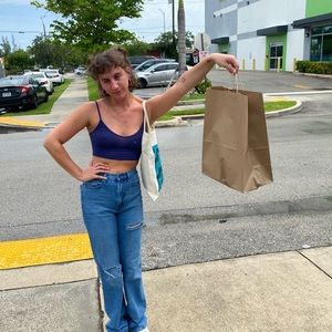 Meet your Posher, Sindi